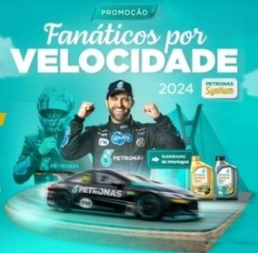 Imagem promocional da Promoção Fanáticos por Velocidade PETRONAS Syntium, destacando a oportunidade de ganhar experiências exclusivas na etapa final da Stock Car em Interlagos, incluindo detalhes sobre prêmios e como participar.