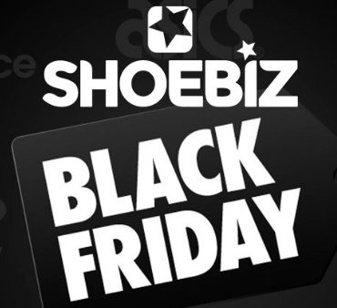 Imagem promocional da Black Friday Shoebiz 2024, destacando descontos de até 50% em calçados, bolsas e acessórios das principais marcas. A imagem apresenta uma seleção de produtos em oferta, como tênis, botas e bolsas, com a data da promoção (29 de novembro) visível, estimulando os consumidores a aproveitarem as ofertas.