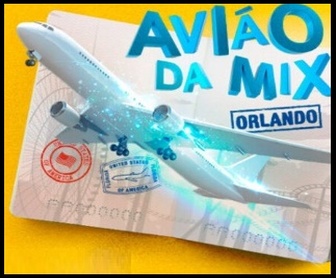 Banner da Promoção PagBank 2025 Avião da Mix, com avião decolando sobre passaporte e slogan que destaca o rendimento e a viagem para Orlando.