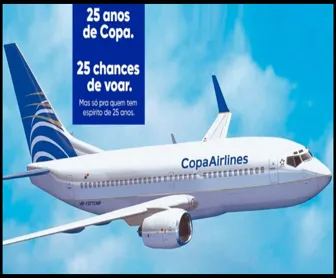 Avião da Copa Airlines em voo com fundo azul e frase "25 anos de Copa. 25 chances de voar. Mas só pra quem tem espírito de 25 anos."
