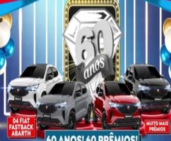 Imagem promocional da Promoção Muffatão 60 Anos, celebrando o aniversário da rede de supermercados com prêmios exclusivos para seus clientes, incluindo carros, motos, iPhones e outros itens de alto valor. A imagem destaca o logo do Muffatão, ilustrações dos prêmios e um texto chamando os clientes a participar e concorrer.