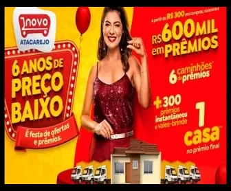 Consumidor feliz participa da Promoção Novo Atacarejo 2025 para ganhar casa, caminhão de prêmios e vales de R$ 600.